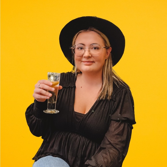 Meet Your Posher, Charity - Picture 5 of 5